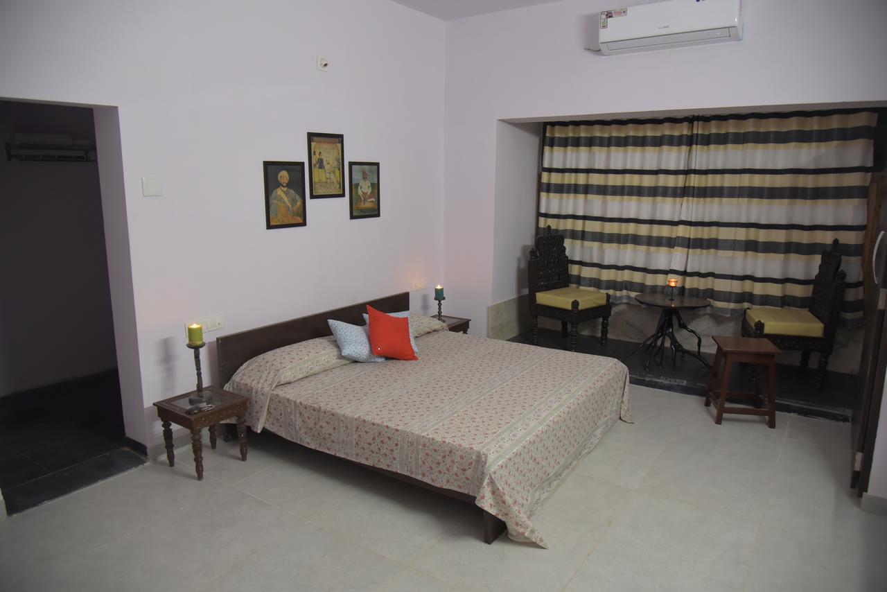 Mahavir Niwas Bed & Breakfast อุเดเปอร์ ภายนอก รูปภาพ